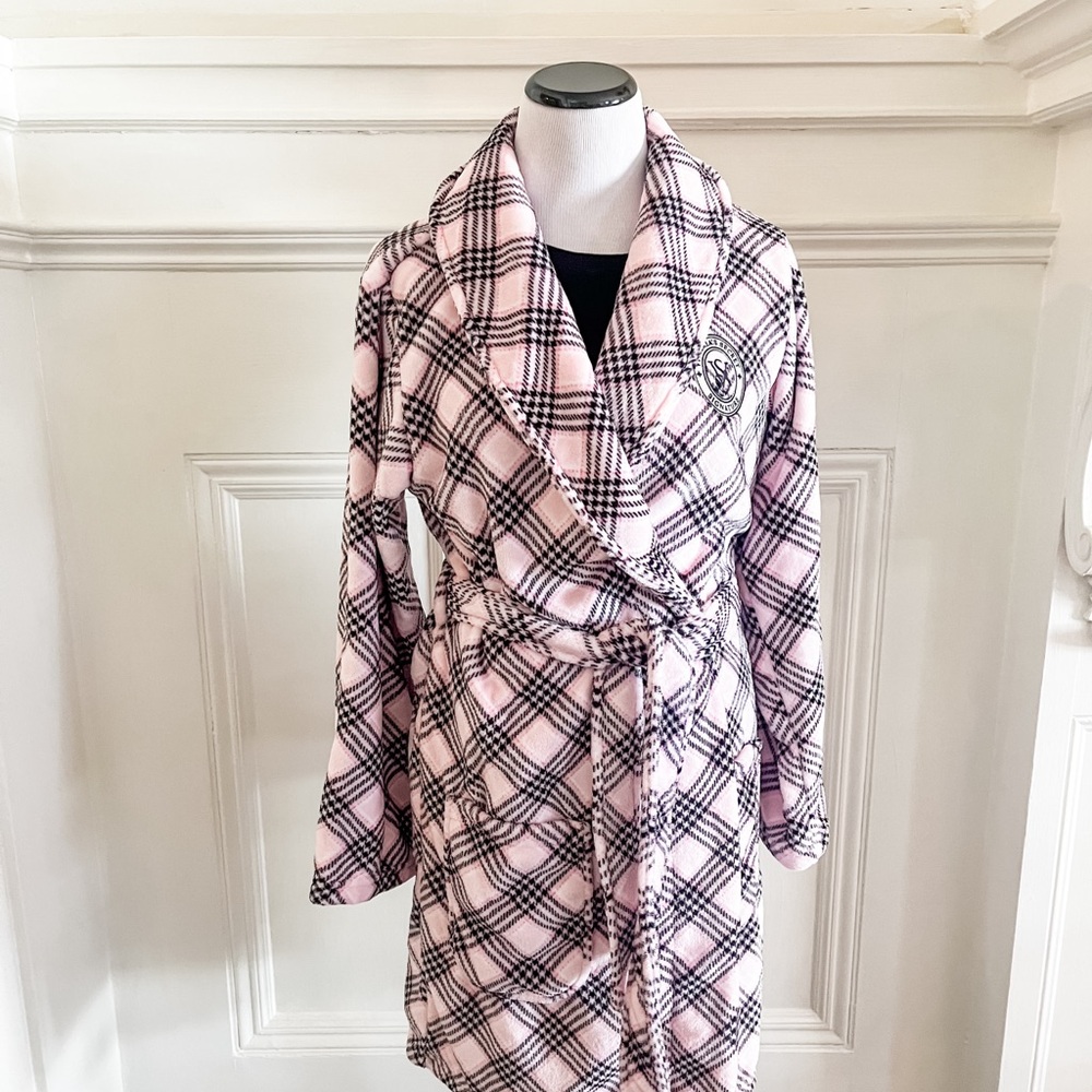 NWT Plaid Pink Women's bath Robe